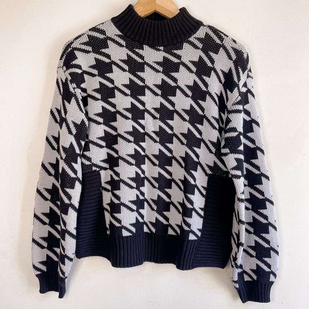 Nine West Houndstooth Turtleneck Sweater‎ Size Medium